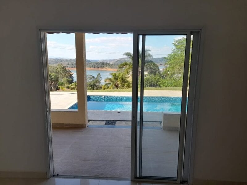 chácara em igaratá sp com piscina