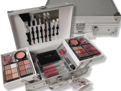 Maleta Prata com Kit de Maquiagem - Fenzza