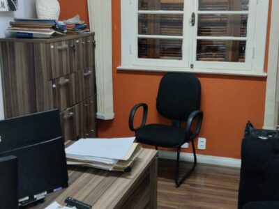 APARTAMENTO PRAÇA DA SÉ 3 DORMITÓRIOS EM FRENTE AO METRÔ